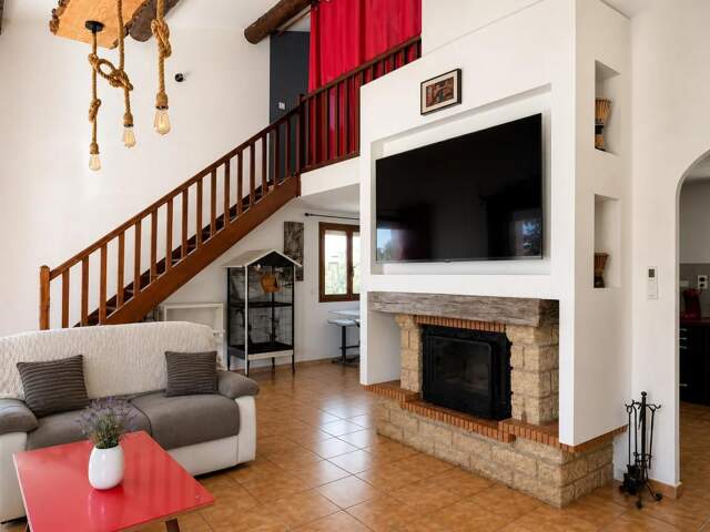Ensemble immobilier avec appartement indépendant - 210 M² — photo du bien