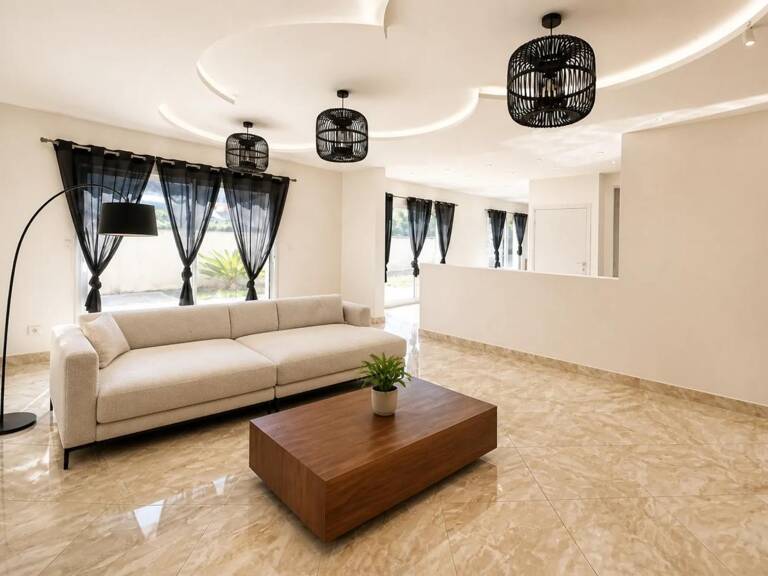 Maison de 5 pièces de 137 m² à Mantes-la-Jolie — photo 1