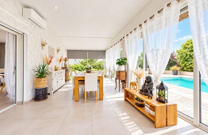 MAISON T2 - 142 M2 - INDÉPENDANT - PISCINE CHAUFFÉE — photo 2