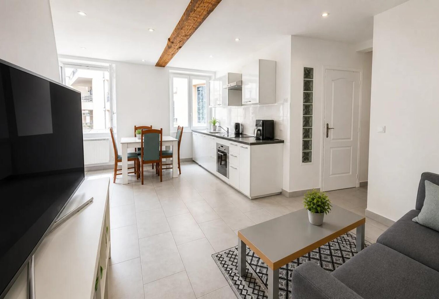 Appartement T3 de 43 m² situé à Lyon 9e — photo 1