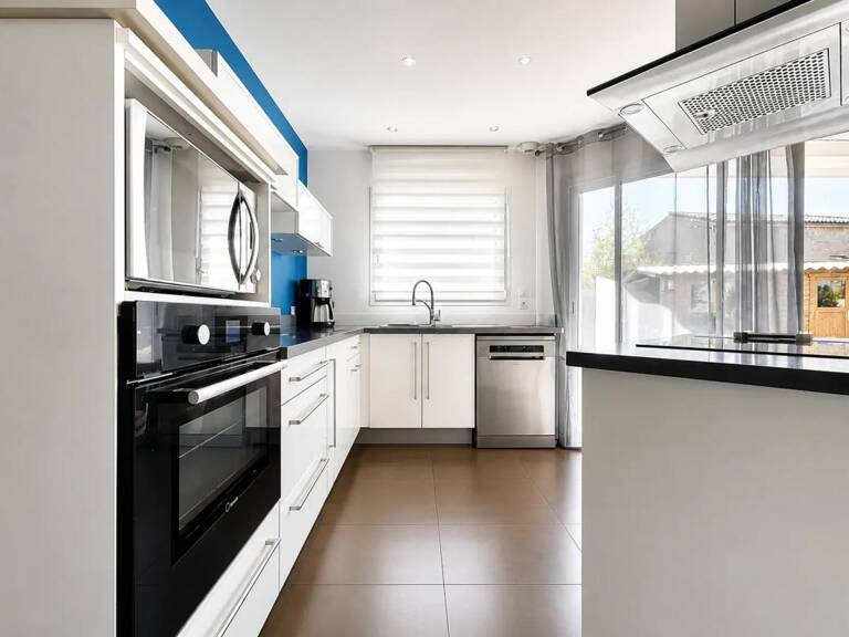 Maison de 4 pièces de 102 m² à Chatuzange-le-Goubet — photo 1