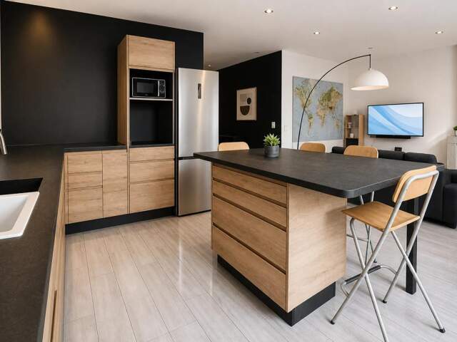 Maison de ville 5 pièces de 119 m² à Béziers avec vaste garage et terrasse — photo du bien
