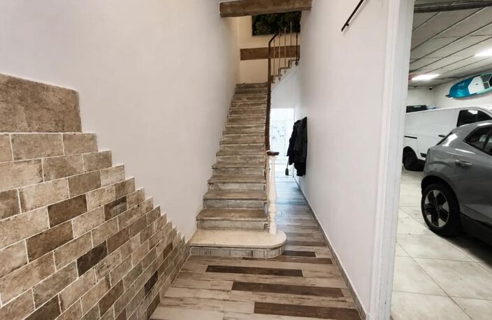 Maison de ville 5 pièces de 119 m² à Béziers avec vaste garage et terrasse — photo 3
