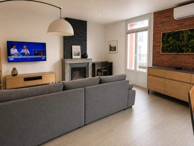 Maison de ville 5 pièces de 119 m² à Béziers avec vaste garage et terrasse — photo du bien