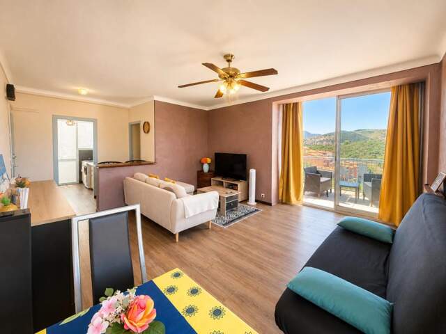 BANYULS SUR MER, GRAND T2 DE 51 M2 AVEC VUE — photo du bien