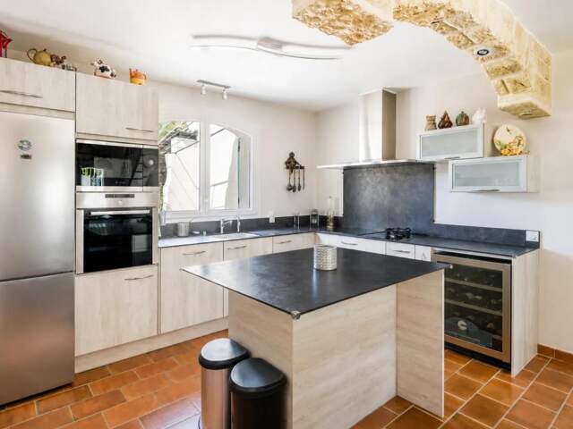 Maison de 7 pièces de 175 m² à Candillargues — photo du bien