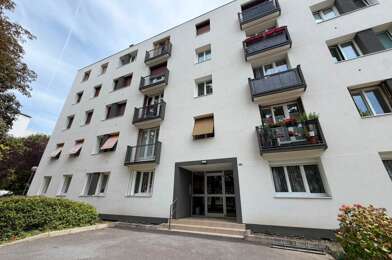 Appartement 3 pièces 183600 €