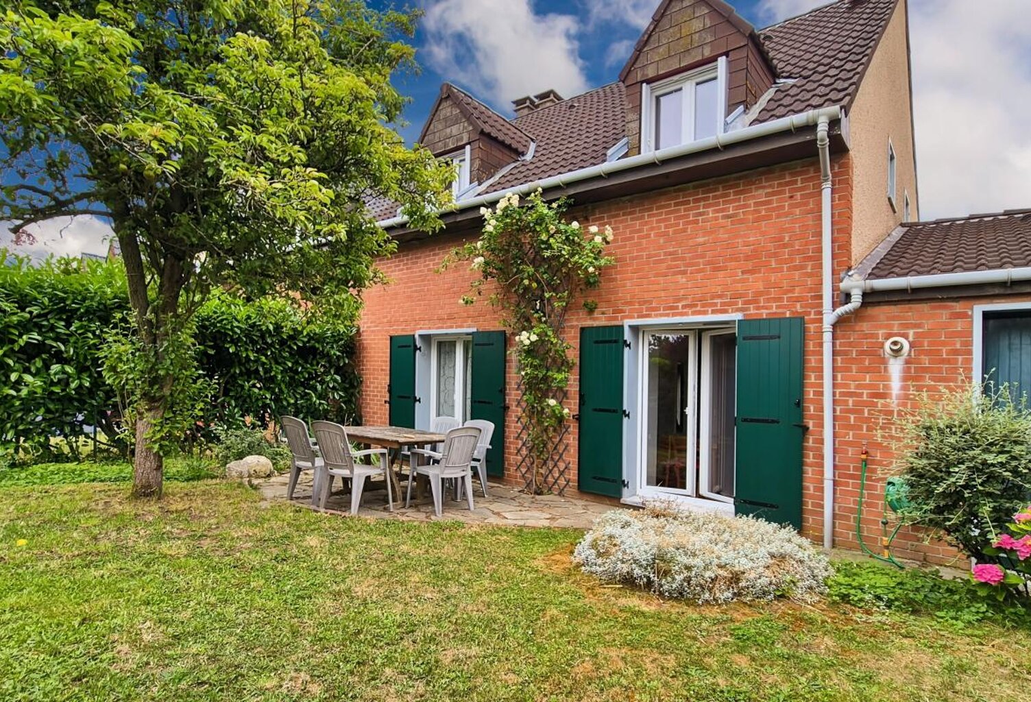 Maison À Vendre — photo 1