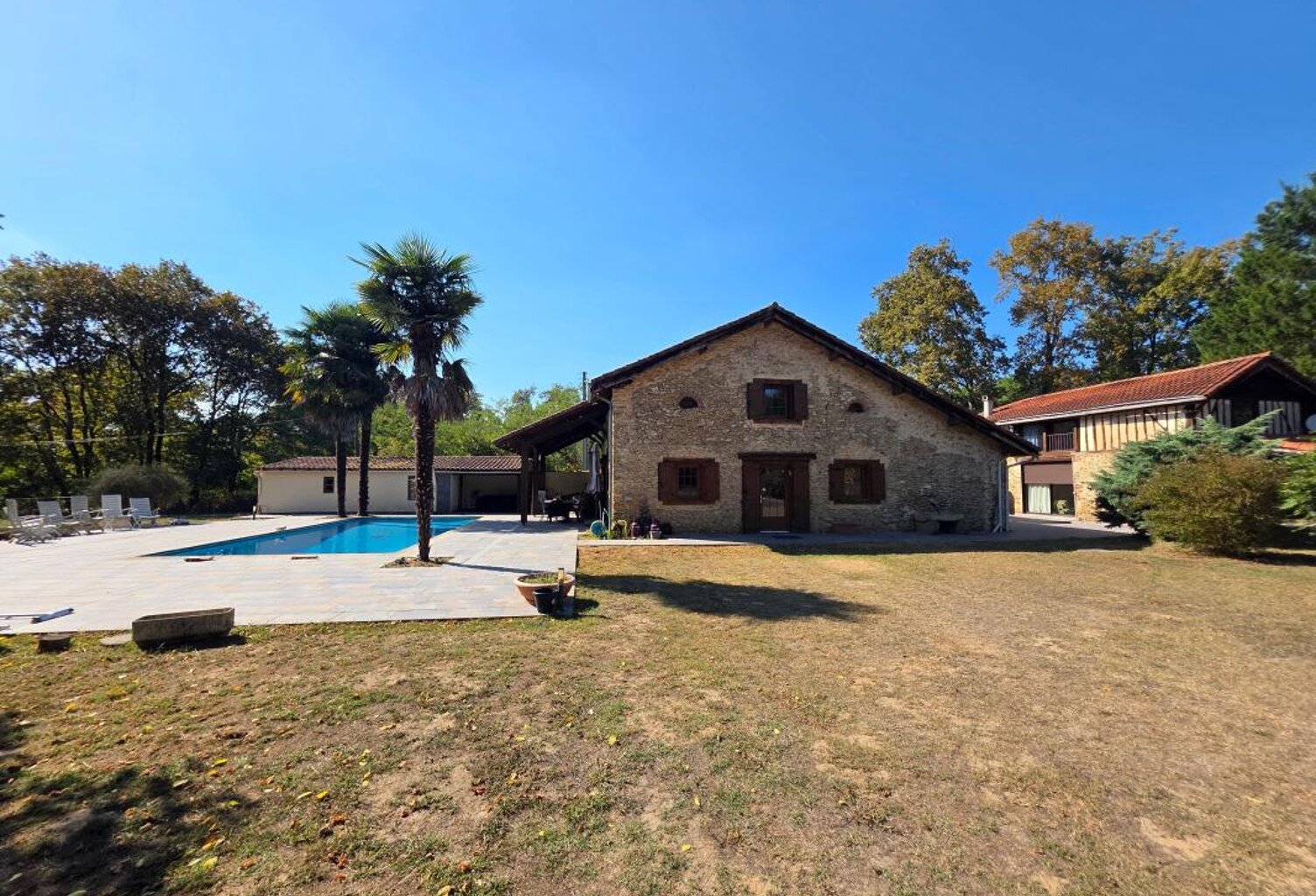 Propriété de charme de 234 m² en pierre – 4 chambres, piscine, terrasse et grand terrain – Saint-Cricq-Villeneuve — photo 1
