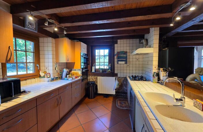 Propriété de charme de 234 m² en pierre – 4 chambres, piscine, terrasse et grand terrain – Saint-Cricq-Villeneuve — photo 4