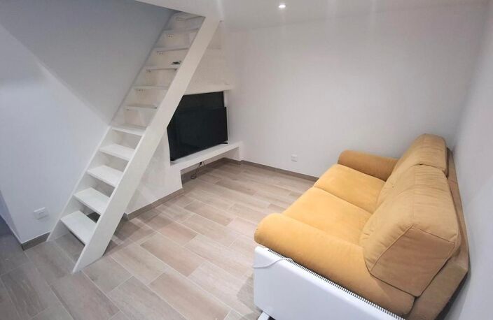 EN EXCLUSIVITÉ – T3 RÉNOVÉ AU CŒUR D’OLLIOULES — photo 3