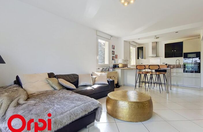 A vendre Toulon le Cap Brun, T3, résidence de standing avec terrasse, garage, piscine (83000) — photo 2