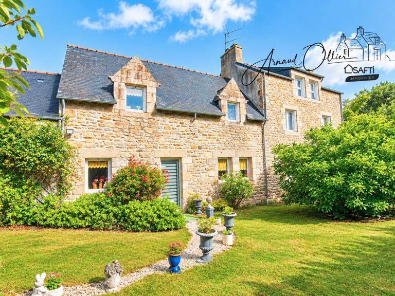 Saint-Méen  Une maison de caractère qui a une histoire à raconter — photo 1