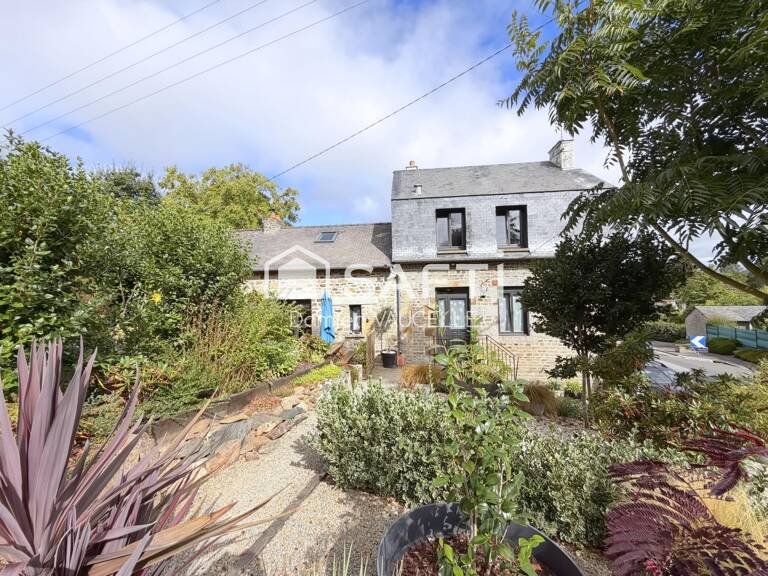 Maison de village avec 3 chambres et grand jardin, à proximité de Gorron ! — photo 1