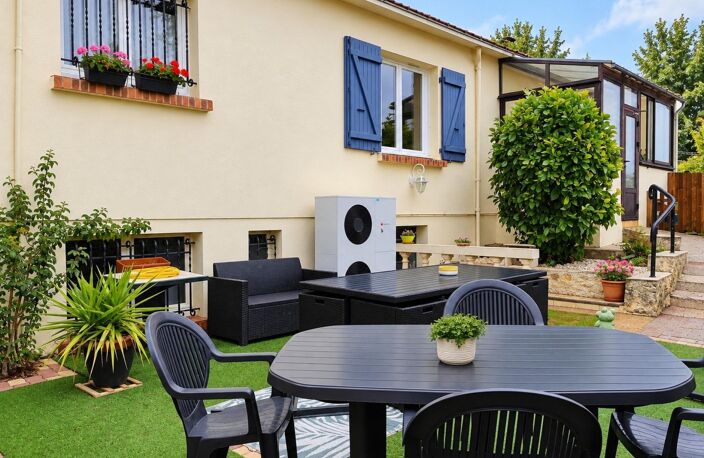A 4 KM DE LA PLAGE, PROPRIETE AVEC GRAND TERRAIN  & DEPENDANCE — photo 3