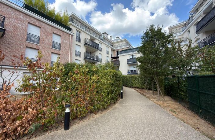 Appartement À Vendre — photo 2