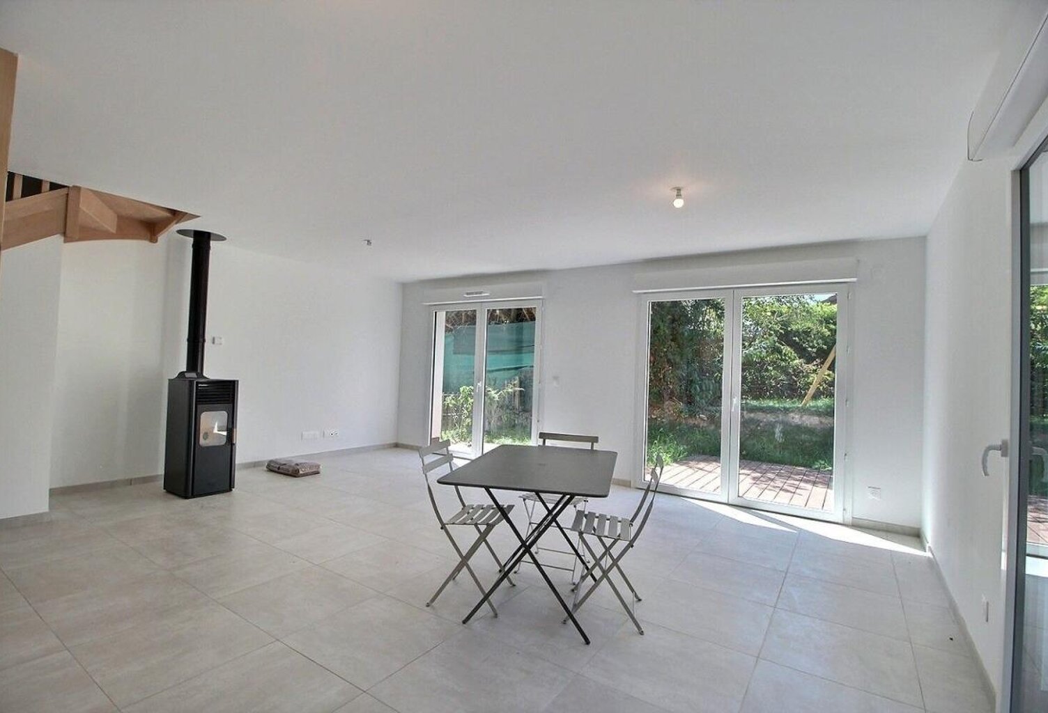 Maison À Vendre — photo 1