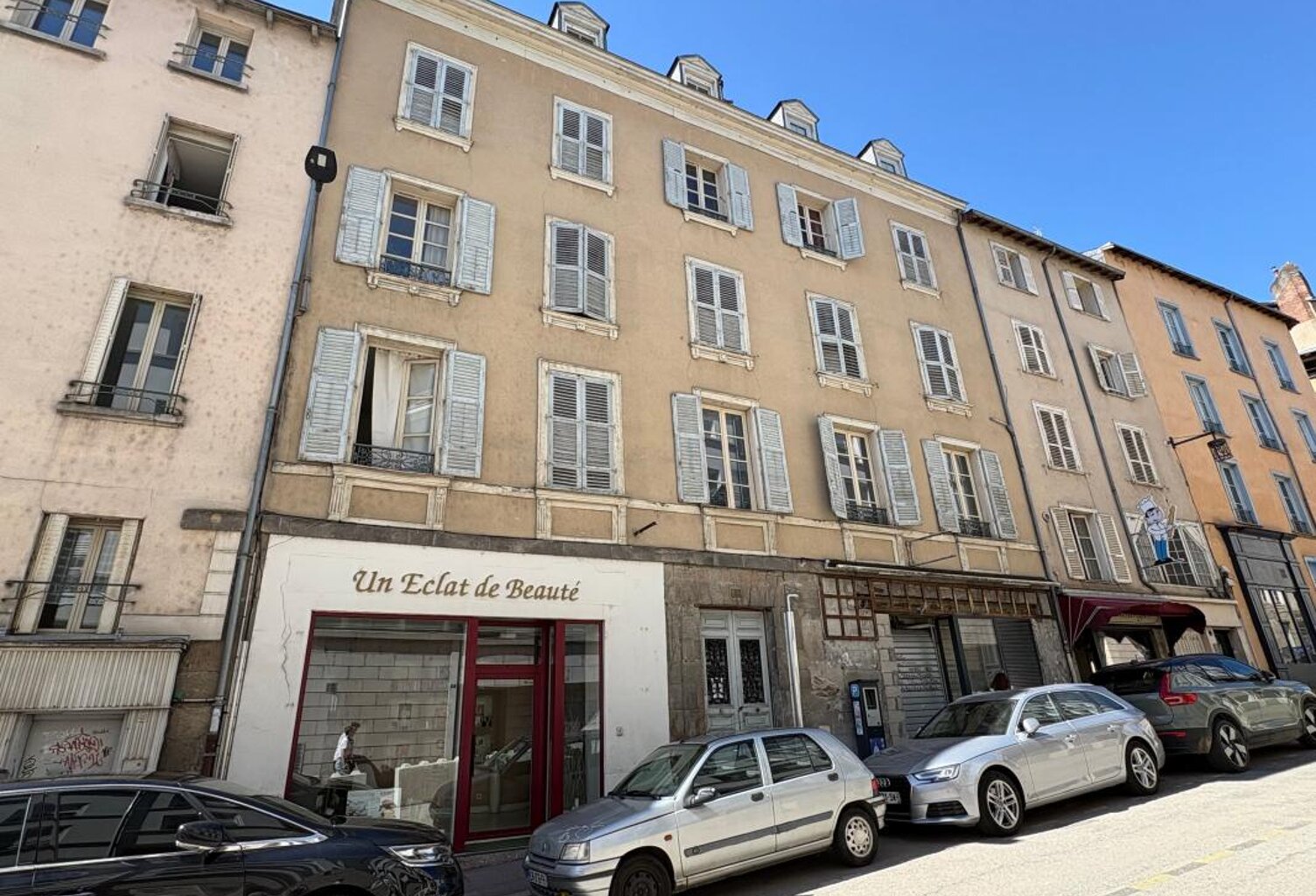 LIMOGES HYPERCENTRE – T5 DE 123 M² – HABITATION, BUREAUX OU INVESTISSEMENT — photo 1
