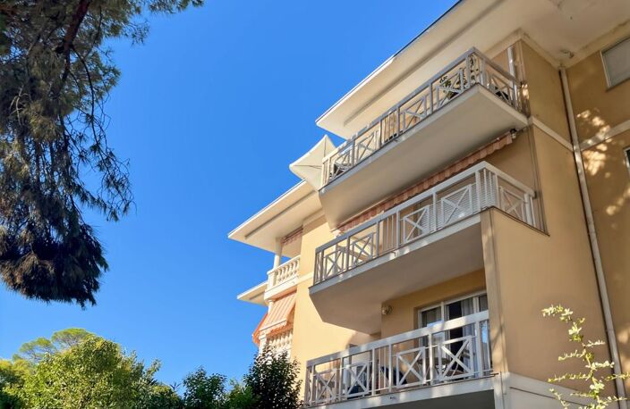 Appartement À Vendre — photo 2