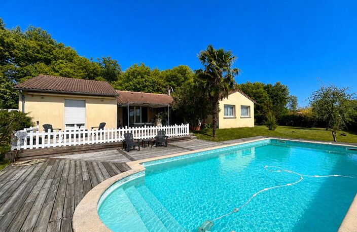 A vendre, maison familiale de plain-pied de 181 m² a Mensignac 24350 — photo 3