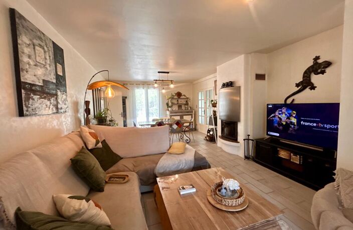 A vendre, maison familiale de plain-pied de 181 m² a Mensignac 24350 — photo 5
