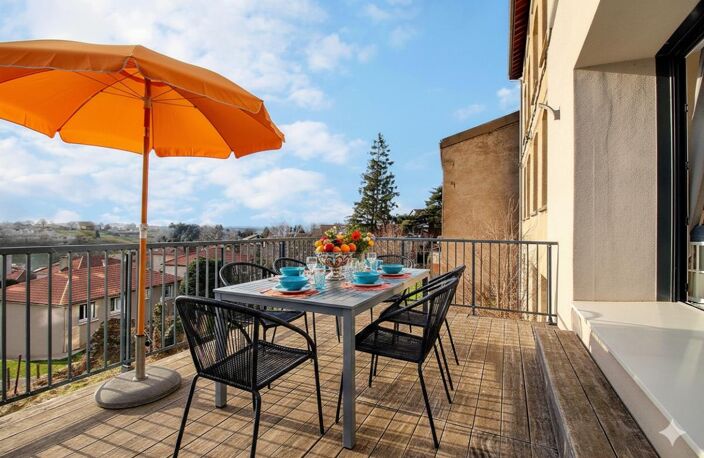 Saint Just Malmont 43240 Maison de ville 197 m² quatre chambres garage et jardin — photo 2