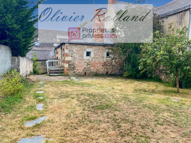 49750 - Beaulieu sur Layon - Maison de bourg  de 5 pièces sur 305 m² de jardin clos — photo 1