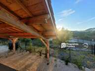 JOYEUSE - ardèche méridionale- Villa meublée de plain-pied, terrasse sud et jacuzzi 278 000  | 80 m² | Terrain de 803 m² — photo 2