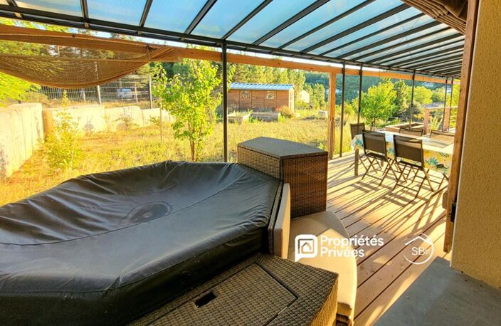 JOYEUSE - ardèche méridionale- Villa meublée de plain-pied, terrasse sud et jacuzzi 278 000  | 80 m² | Terrain de 803 m² — photo 4