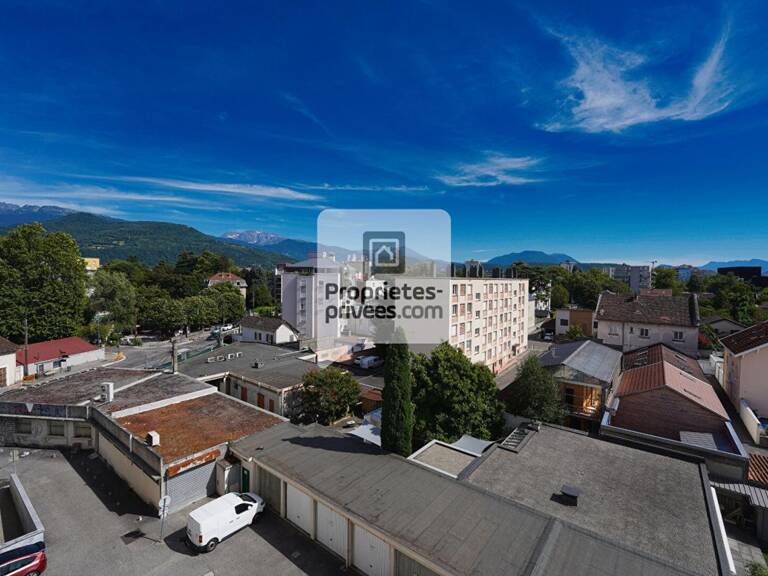GRENOBLE BAJATIERE Grand T4 de 92m2 + 2 Caves — photo 1