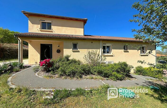 Maison 8 pièces 258 m2 avec piscine sur terrain clos 2832 m2 — photo 3