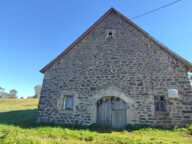 Grange avec beau terrain attenant et vue dégagée, 15400 Trizac — photo 4