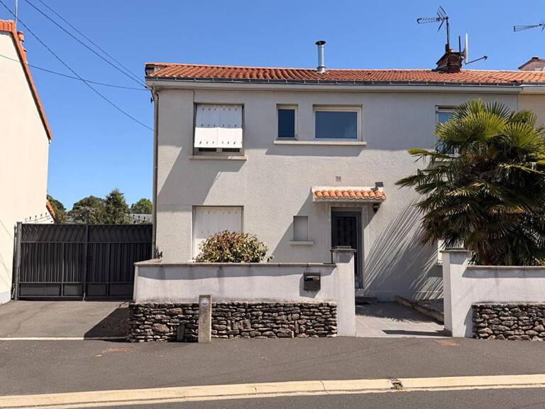 Maison à Cholet 7 piéces a 160m² — photo 1