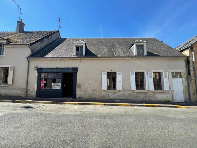 Maison de village à fort potentiel  133 m² + combles aménageables  Proche Saint-Amand-Montrond — photo du bien