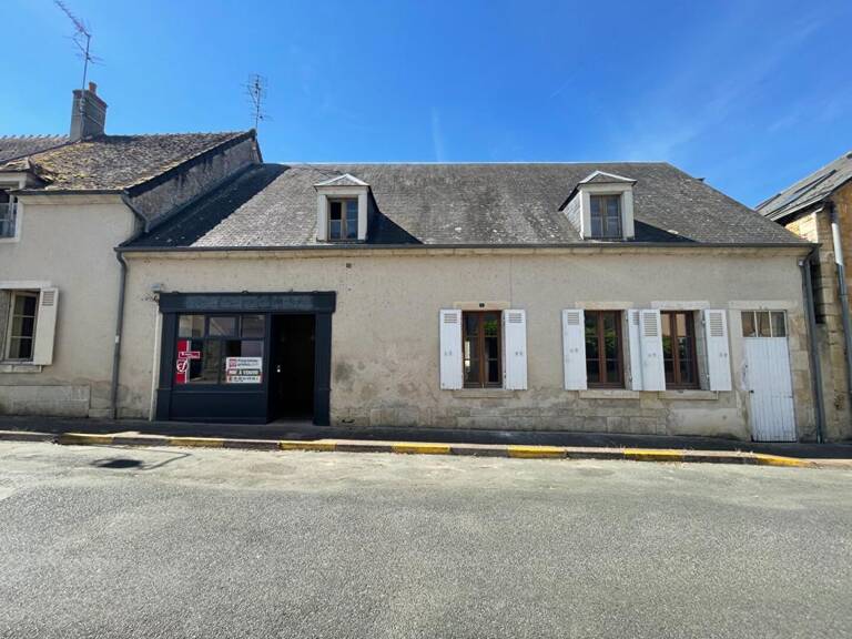 Maison de village à fort potentiel  133 m² + combles aménageables  Proche Saint-Amand-Montrond — photo 1