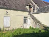 Maison de village à fort potentiel  133 m² + combles aménageables  Proche Saint-Amand-Montrond — photo 2