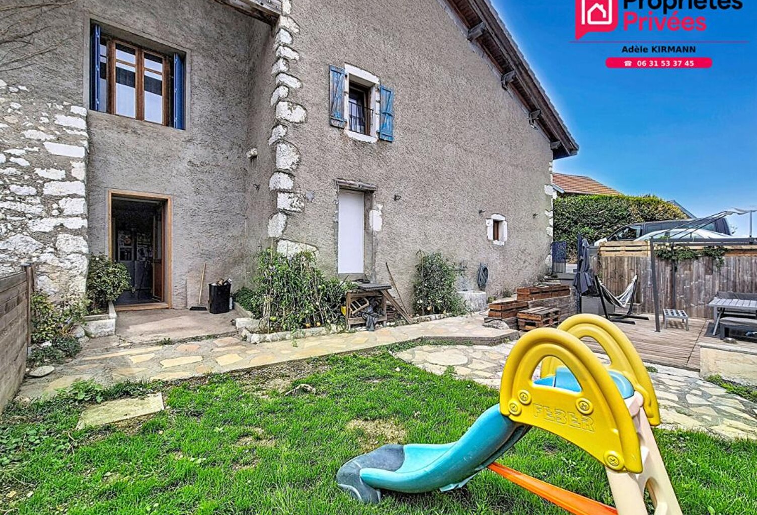 Maison de village 112 m² avec jardin à Collonges (01550) - Pays de Gex — photo 1