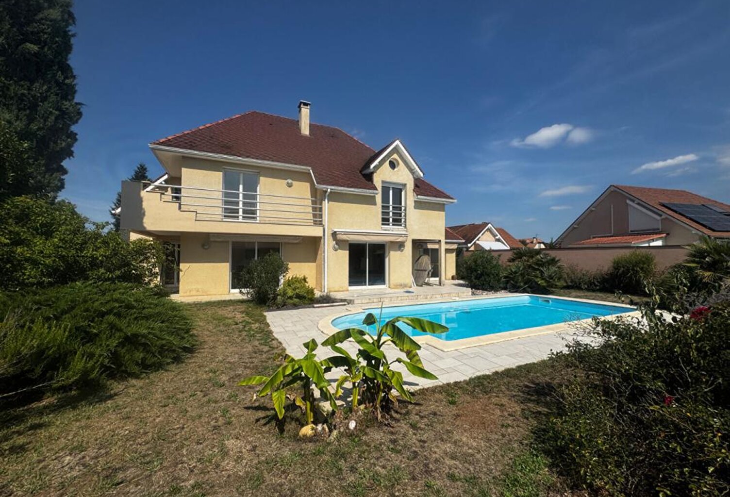 Maison Idron 7 pièce(s) 197 m2 environ — photo 1