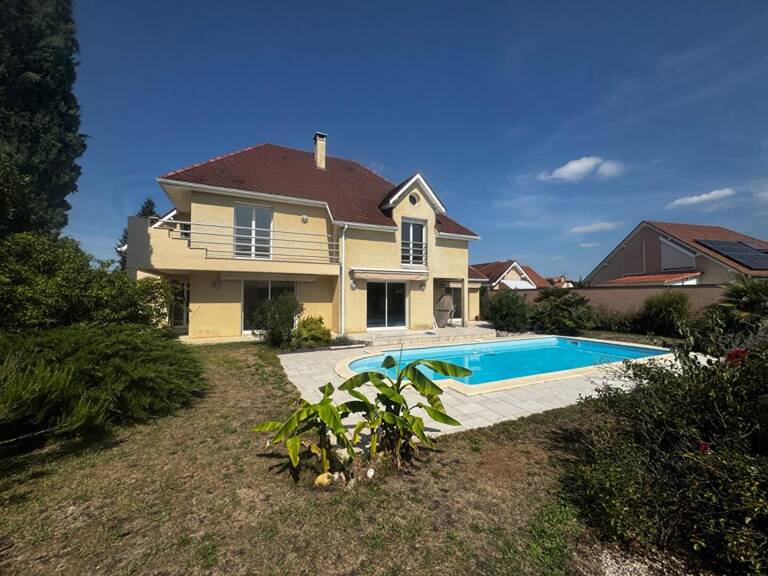 Maison Idron 7 pièce(s) 197 m2 environ — photo 1