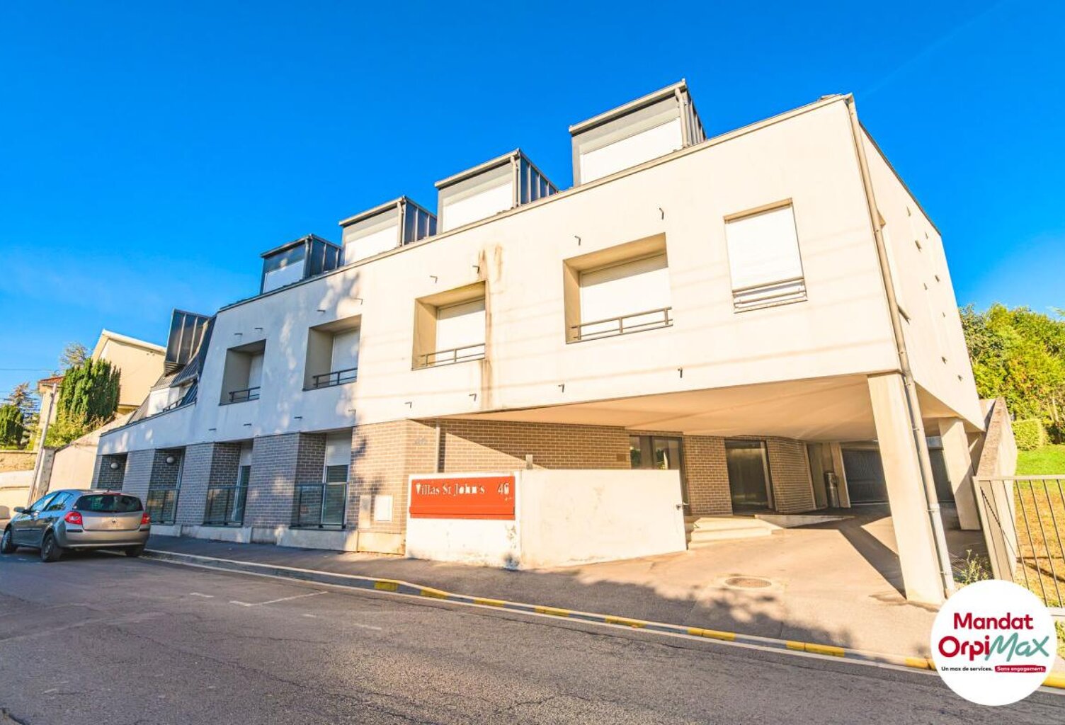 Appartement À Vendre — photo 1