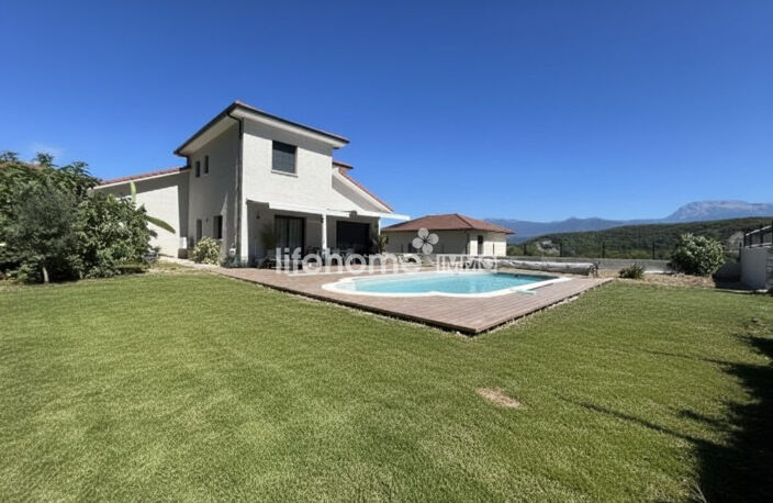 Maison contemporaine avec piscine et vue panoramique sur les mon — photo 2