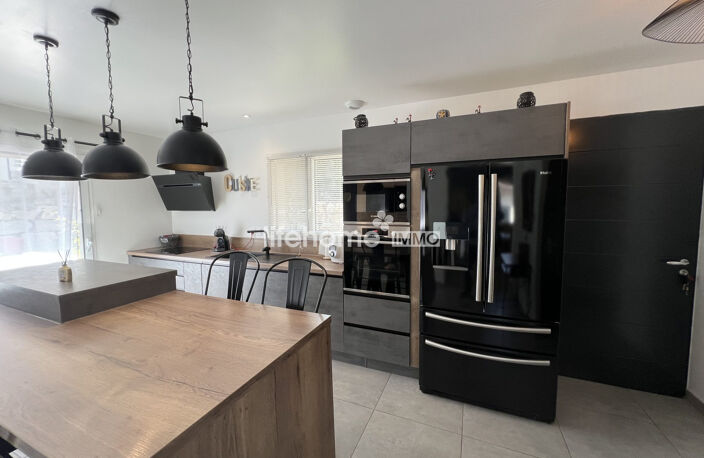 Maison contemporaine avec piscine et vue panoramique sur les mon — photo 5