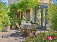 Maison en pierre avec garage, piscine et jardin. — photo 4