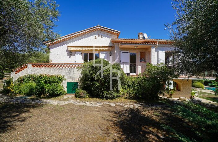 OPPORTUNITÉ À OPIO — VILLA FAMILIALE AVEC PISCINE À PROXIMITÉ DE VALBONNE — photo 2