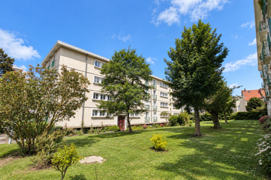 Appartement 4 pièces 765 €
