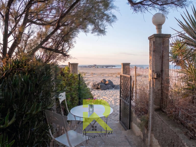 GRAU D'AGDE Bien d'exception -- Authentique maison de plage T — photo 1