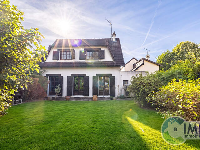 Maison  Villiers sur Orge 5 pièce(s)  125 m² — photo du bien