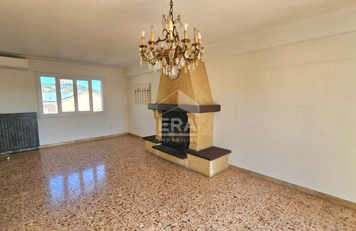 Maison à vendre à Carros - Vue dégagée sur collines et mer - Gros potentiel — photo 5