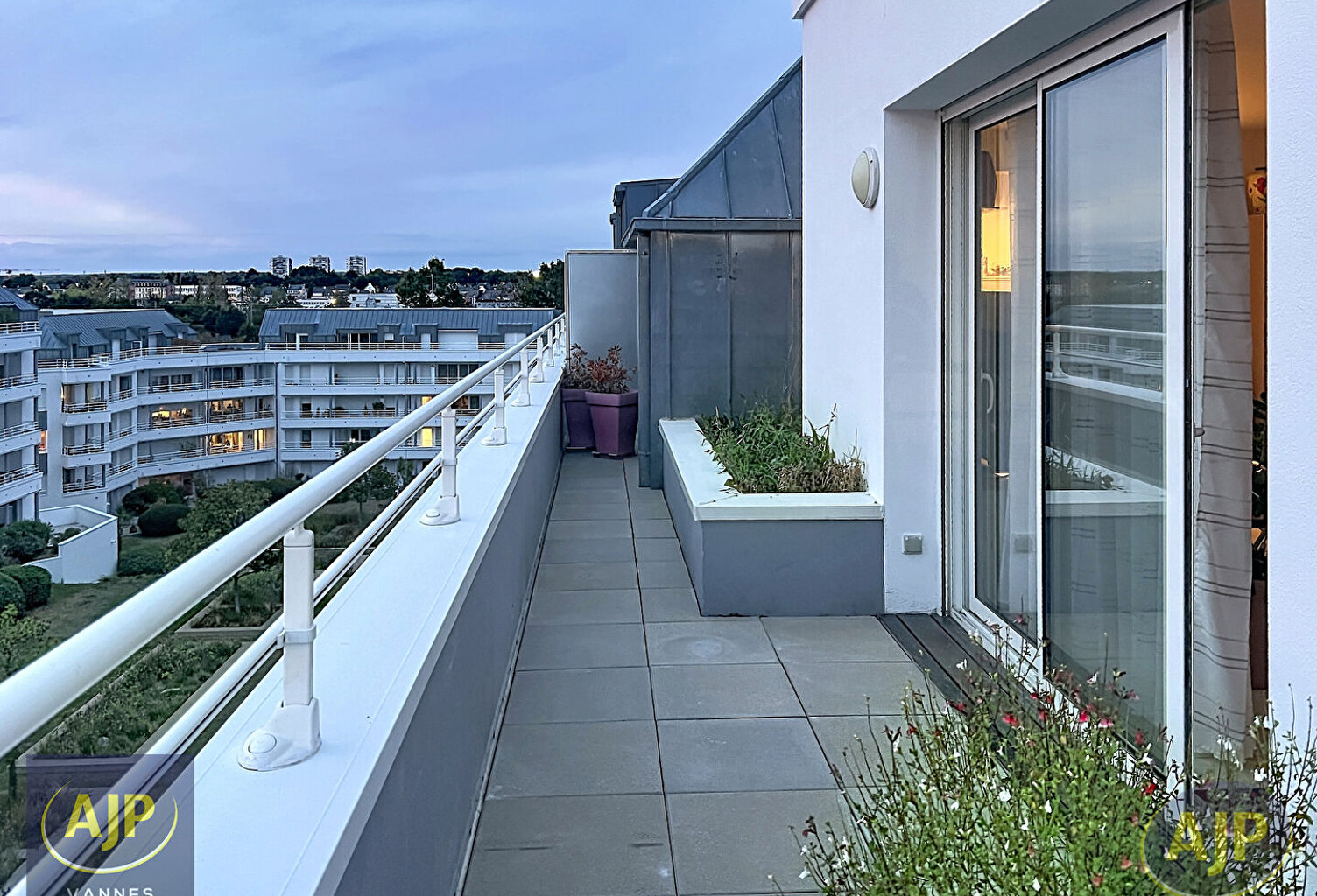 Appartement Vannes 5 pièce(s) 120 m2 — photo 1