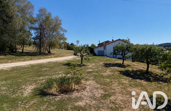 Vente Maison/villa 8 pièces — photo 2